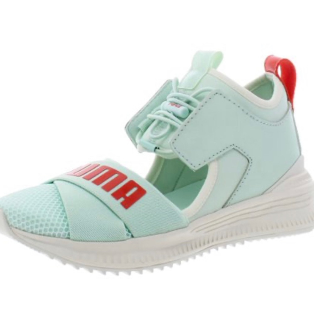 Puma Sneakers. Size 5. Fenty Avid.